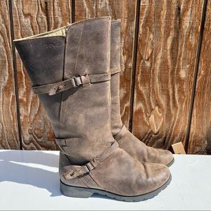Teva brown leather boots tall De La Vina Size 9